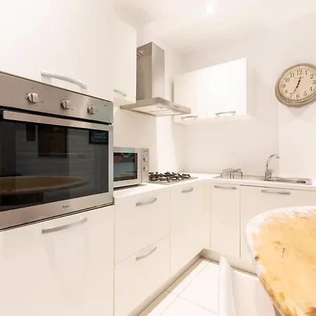 Cosy, Spacious 1br Apt With Large Private Terrace By 360 Estates * Pieta