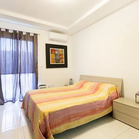 Cosy, Spacious 1br Apt With Large Private Terrace By 360 Estates Pieta